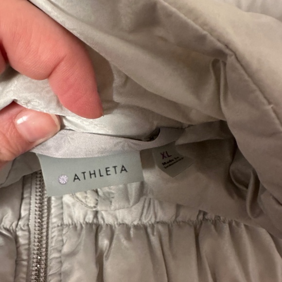 Athleta Downalicious Deluxe Vest in Morning Sky Gray | Size XL - Picture 6 of 8